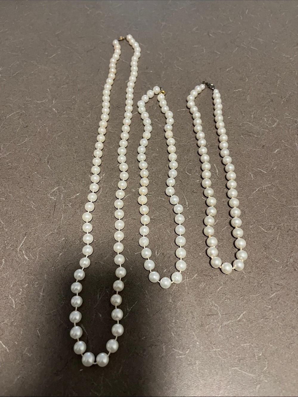 3 sets of Classic White Pearl Necklace - Elegant Women’s Jewelry